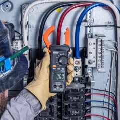 Klein Tools CL-710 Otomatik Aralıklı Dijital Profesyonel Pens Ampermetre