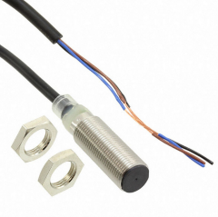 Omron E2B-M12LS04-WP-C2 4mm Algılama M12 Endüktif Sensör