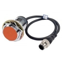 PRWT30-15XO 15mm NA 24VDC Silindir Gövdeli kablo Konektörlü  Endüktif Sensör POLARİTESİZ