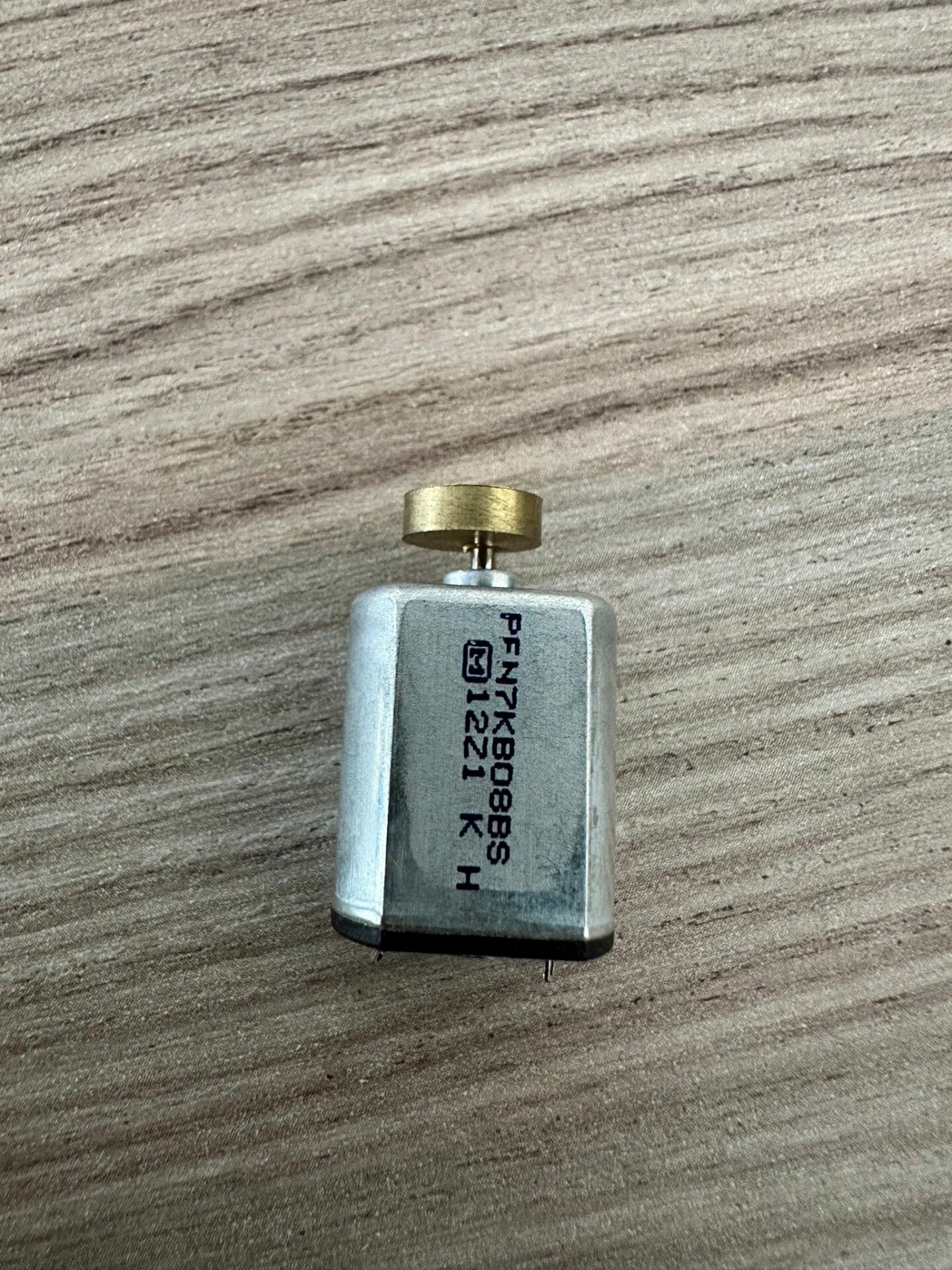 3-6V Titreşim Motoru